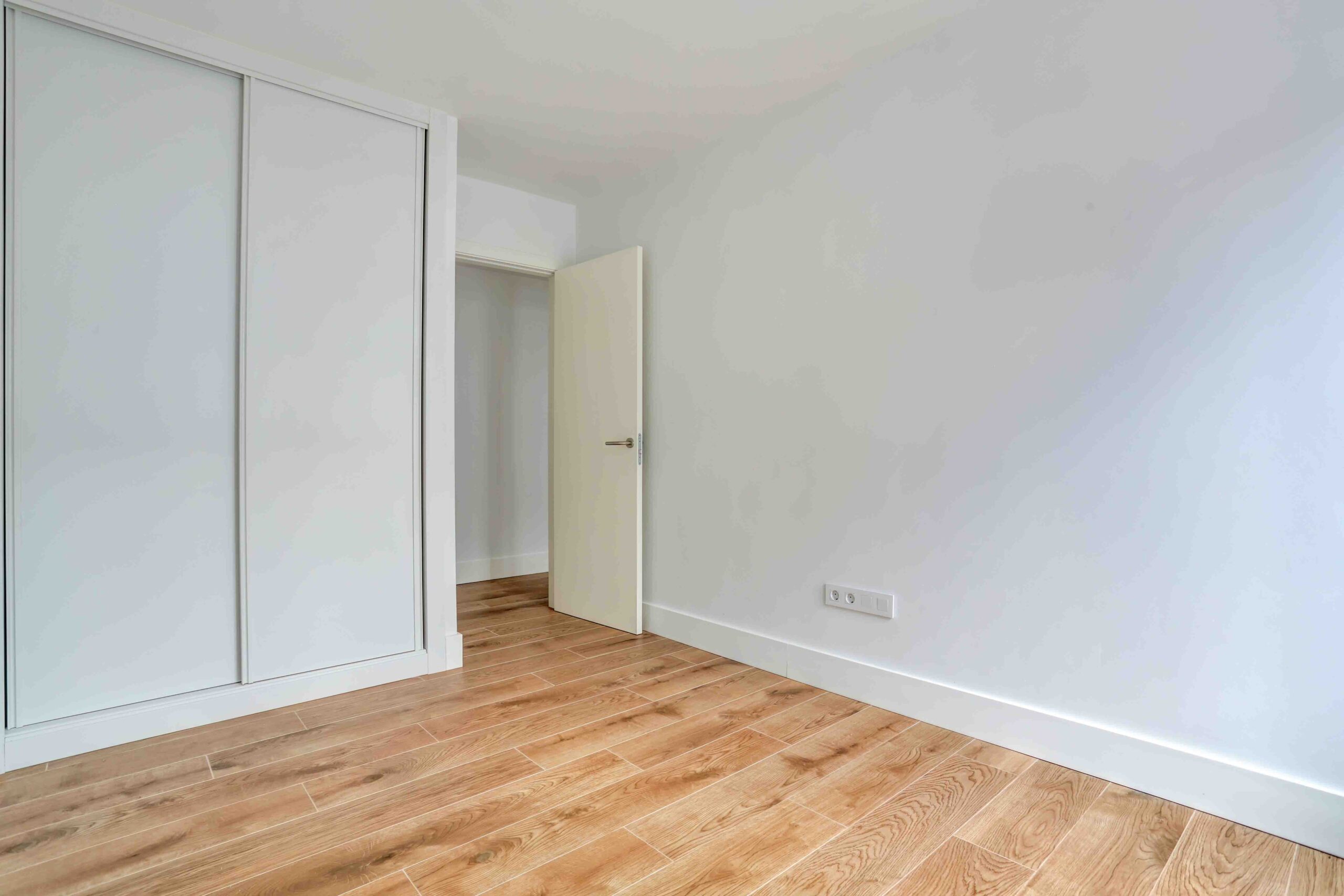 Apartamento 2 dormitorios Las Arenas, Corralejo, Fuerteventura — obra nueva con garaje y piscina