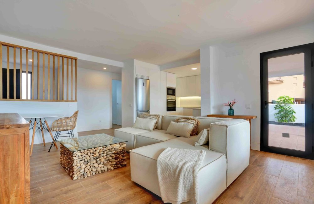 Las_Arenas_LivingRoom_Kitchen_IMG-31